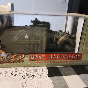 Ultimate Soldier 1:18 M3A3 HALFTRACK